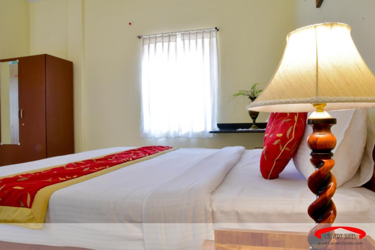Cauvery Suites Madikeri Eksteriør billede