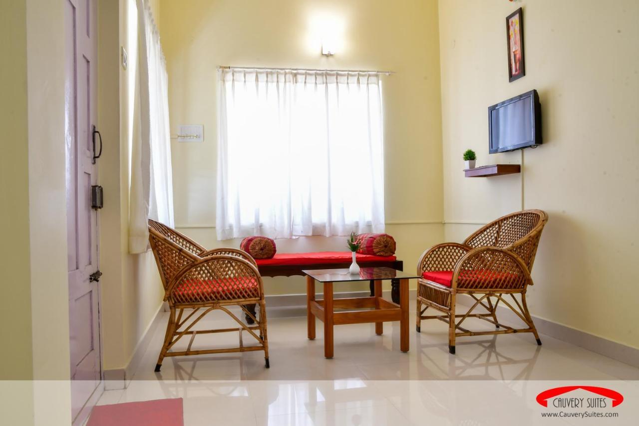 Cauvery Suites Madikeri Eksteriør billede